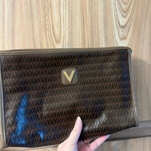 Auth Mario Valentino V logo pvc leather Clutch bag
